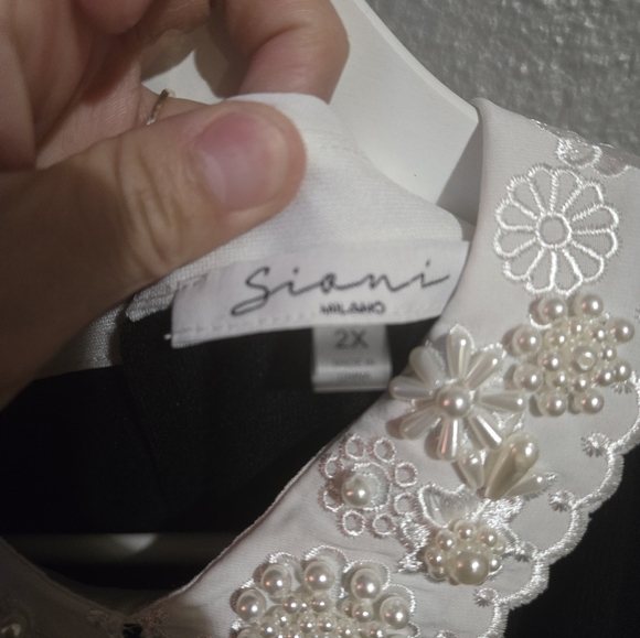 Sioni Black & White Beaded Collar Sweater Top Size 2XL - Picture 13 of 16
